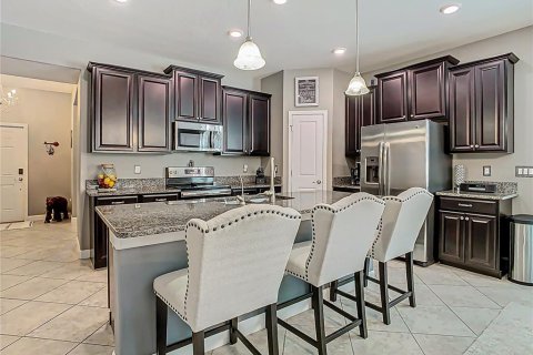 House in Wesley Chapel, Florida 3 bedrooms, 199.18 sq.m. № 1717649 - photo 22