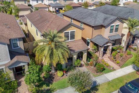 House in Wesley Chapel, Florida 3 bedrooms, 199.18 sq.m. № 1717649 - photo 8