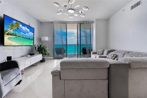 Condominio en alquiler en Sunny Isles Beach, Florida, 2 dormitorios, 148.83 m2 № 1977555 - foto 7