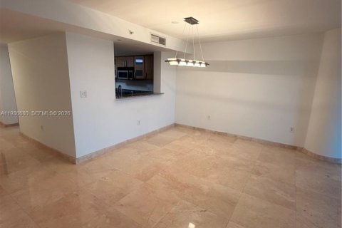 Снять в аренду кондоминиум в Майами, Флорида 2 спальни, 127м2, № 1994725 - фото 30