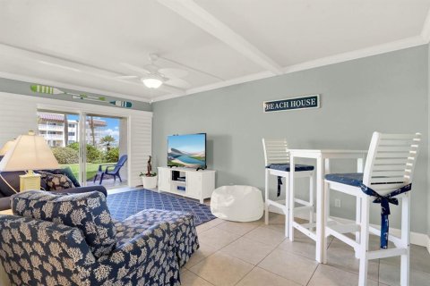 Condo in New Smyrna Beach, Florida, 1 bedroom  № 1564571 - photo 5