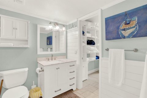 Condo in New Smyrna Beach, Florida, 1 bedroom  № 1564571 - photo 12