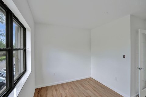 Condominio en venta en Hollywood, Florida, 3 dormitorios, 201.41 m2 № 2034755 - foto 28