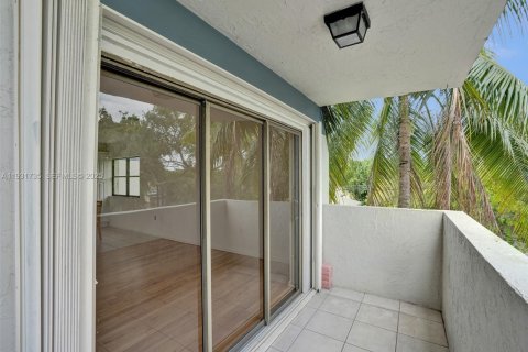 Condominio en venta en Hollywood, Florida, 3 dormitorios, 201.41 m2 № 2034755 - foto 23