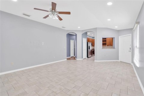 Casa en alquiler en Zephyrhills, Florida, 3 dormitorios, 133.04 m2 № 1906918 - foto 7