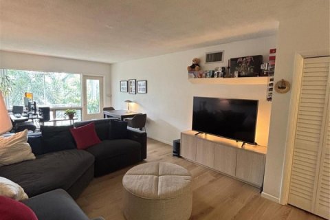 Condominio en venta en Fort Lauderdale, Florida, 1 dormitorio, 69.68 m2 № 2185120 - foto 3