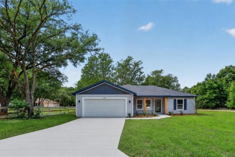 Casa en Dunnellon, Florida 3 dormitorios, 146.41 m2 № 2119332