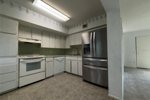 Condo in Clearwater, Florida, 2 bedrooms № 2097434 - photo 8