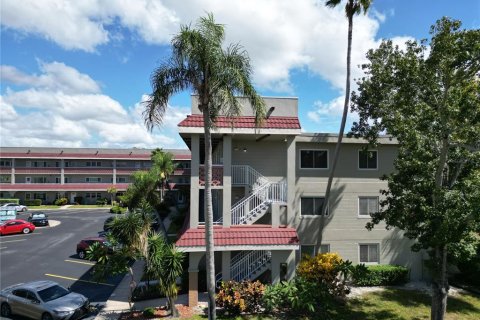 Condo in Clearwater, Florida, 2 bedrooms № 2097434 - photo 13