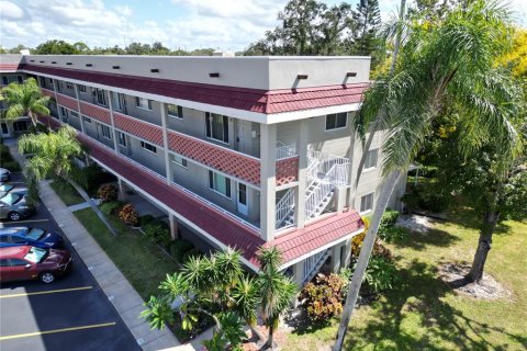 Condo in Clearwater, Florida, 2 bedrooms № 2097434 - photo 16