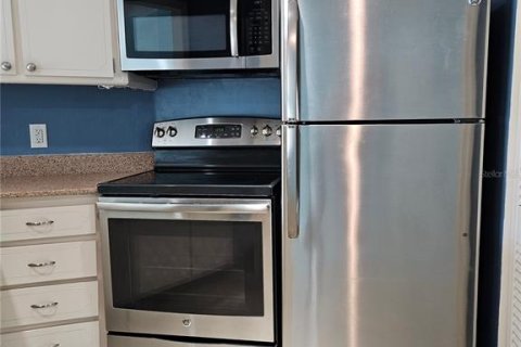 Copropriété à louer à Saint Petersburg, Floride: 1 chambre, 73.39 m2 № 1724158 - photo 10