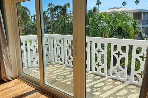 Copropriété à louer à Saint Petersburg, Floride: 1 chambre, 73.39 m2 № 1724158 - photo 5