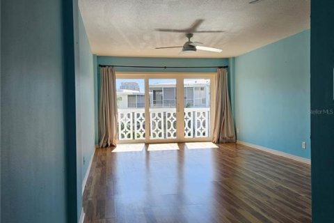 Copropriété à louer à Saint Petersburg, Floride: 1 chambre, 73.39 m2 № 1724158 - photo 3