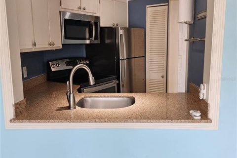 Copropriété à louer à Saint Petersburg, Floride: 1 chambre, 73.39 m2 № 1724158 - photo 8