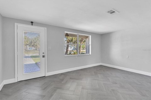 Casa en venta en Port Richey, Florida, 3 dormitorios, 141.12 m2 № 1553344 - foto 3