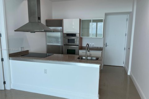 Condominio en venta en Miami, Florida, 1 dormitorio, 75.34 m2 № 1754361 - foto 3