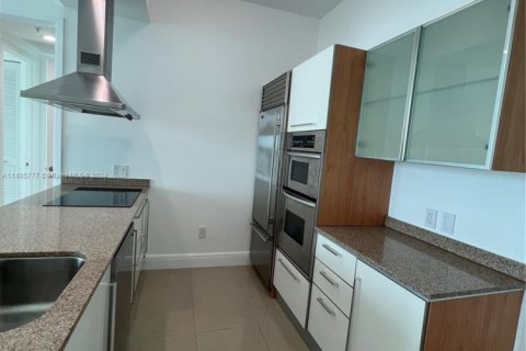 Condominio en venta en Miami, Florida, 1 dormitorio, 75.34 m2 № 1754361 - foto 4