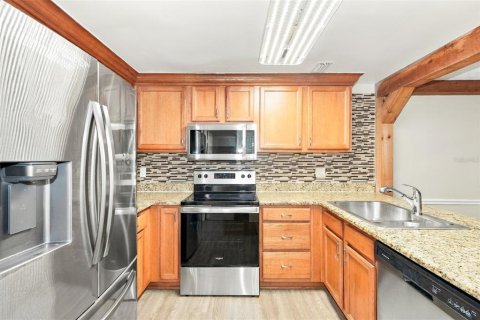 Villa ou maison à vendre à Tampa, Floride: 3 chambres, 153.85 m2 № 2418652 - photo 7