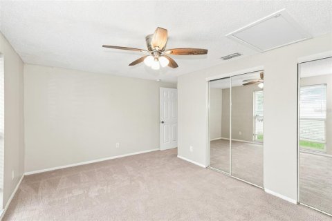 Villa ou maison à vendre à Tampa, Floride: 3 chambres, 153.85 m2 № 2418652 - photo 13