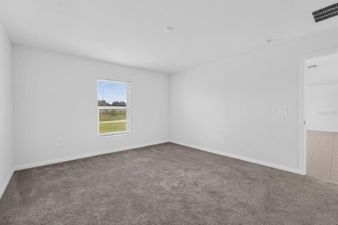 House in Davenport, Florida 3 bedrooms, 146.79 sq.m. № 2157506 - photo 23