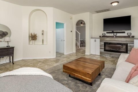 House in Trinity, Florida 4 bedrooms, 198.81 sq.m. № 1662339 - photo 3