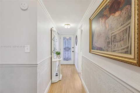 Condo in Lauderdale Lakes, Florida, 2 bedrooms  № 1990824 - photo 30