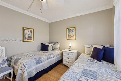 Condo in Lauderdale Lakes, Florida, 2 bedrooms  № 1990824 - photo 29