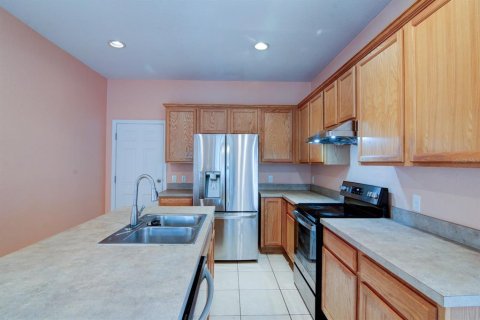 Casa en venta en Ocala, Florida, 4 dormitorios, 233.18 m2 № 1887063 - foto 12