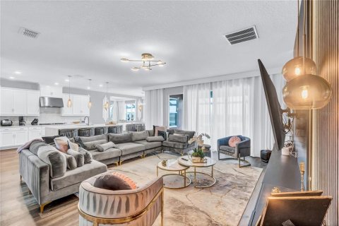 Casa en venta en Clermont, Florida, 5 dormitorios, 379.51 m2 № 1725134 - foto 7