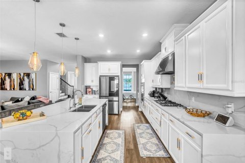 Casa en venta en Clermont, Florida, 5 dormitorios, 379.51 m2 № 1725134 - foto 11