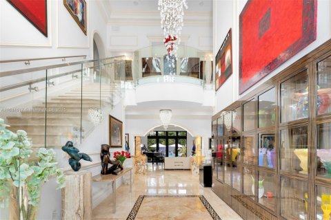 House in Pinecrest, Florida 7 bedrooms, 773.04 sq.m. № 1965581 - photo 7