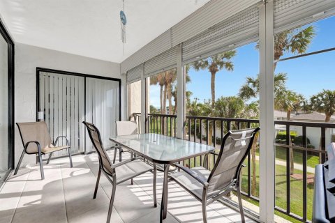 Copropriété à vendre à Hutchinson Island South, Floride: 3 chambres, 139.73 m2 № 2439291 - photo 18