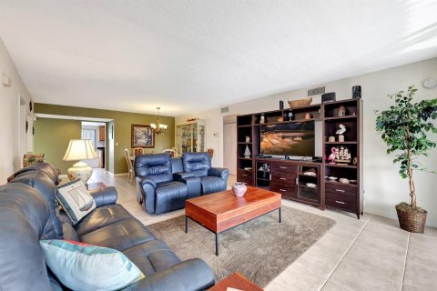 Copropriété à vendre à Hutchinson Island South, Floride: 3 chambres, 139.73 m2 № 2439291 - photo 16