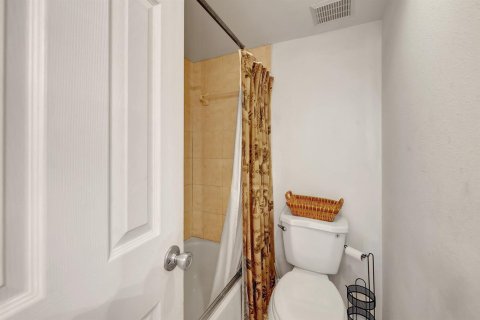 Copropriété à vendre à Hutchinson Island South, Floride: 3 chambres, 139.73 m2 № 2439291 - photo 25