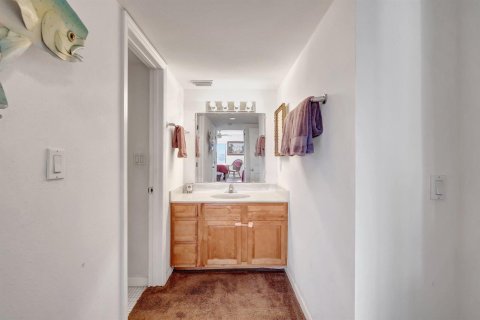 Copropriété à vendre à Hutchinson Island South, Floride: 3 chambres, 139.73 m2 № 2439291 - photo 23