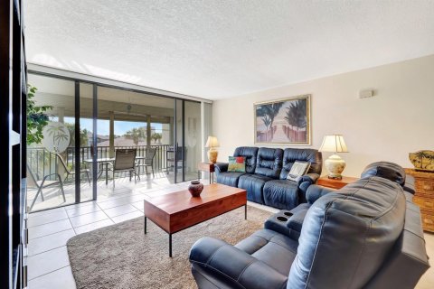 Copropriété à vendre à Hutchinson Island South, Floride: 3 chambres, 139.73 m2 № 2439291 - photo 15