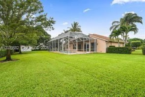 Villa ou maison à louer à Port St. Lucie, Floride: 4 chambres, 193.61 m2 № 2089439 - photo 13