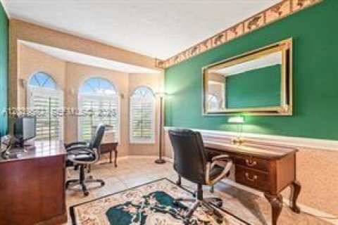 Villa ou maison à louer à Port St. Lucie, Floride: 4 chambres, 193.61 m2 № 2089439 - photo 6