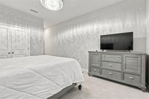 Casa en venta en San Antonio, Florida, 5 dormitorios, 369.29 m2 № 2385753 - foto 24
