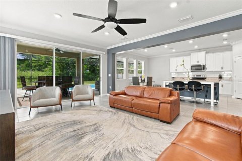 Casa en venta en San Antonio, Florida, 5 dormitorios, 369.29 m2 № 2385753 - foto 13