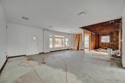 Купить виллу или дом в Сарасота, Флорида 5 комнат, 165.64м2, № 1609587 - фото 24