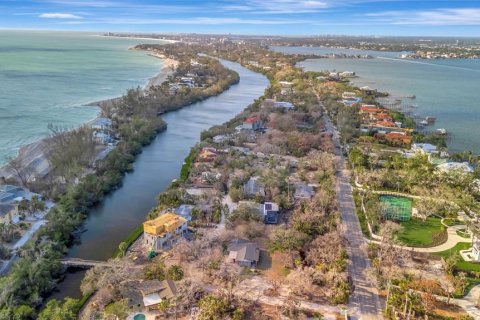 Купить виллу или дом в Сарасота, Флорида 5 комнат, 165.64м2, № 1609587 - фото 11