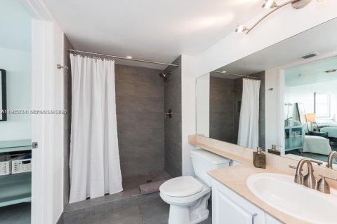 Copropriété à louer à Miami Beach, Floride: 2 chambres, 104.98 m2 № 2047514 - photo 8