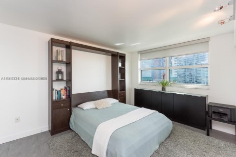 Copropriété à louer à Miami Beach, Floride: 2 chambres, 104.98 m2 № 2047514 - photo 9
