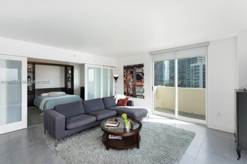 Copropriété à louer à Miami Beach, Floride: 2 chambres, 104.98 m2 № 2047514 - photo 3