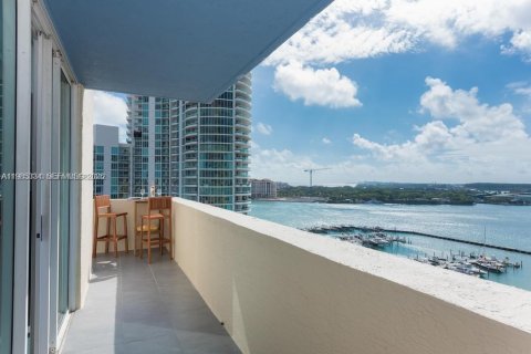 Copropriété à louer à Miami Beach, Floride: 2 chambres, 104.98 m2 № 2047514 - photo 18