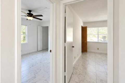 Copropriété à louer à West Palm Beach, Floride: 2 chambres, 103.59 m2 № 2399869 - photo 4