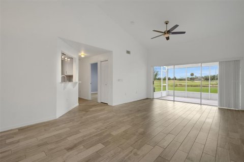 Condo in Davenport, Florida, 2 bedrooms  № 2214209 - photo 7