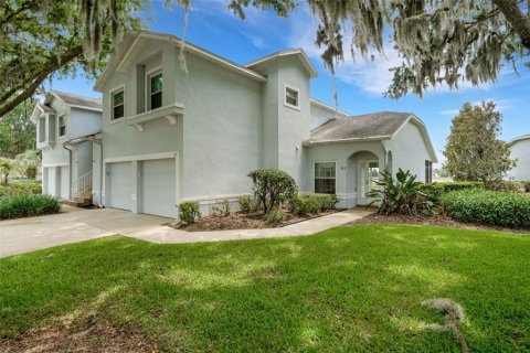 Condominio en Davenport, Florida, 2 dormitorios  № 2214209