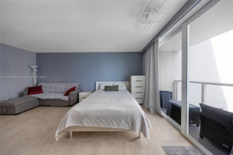 Hôtel, hôtellerie à vendre à Sunny Isles Beach, Floride: 33.44 m2 № 1958818 - photo 10